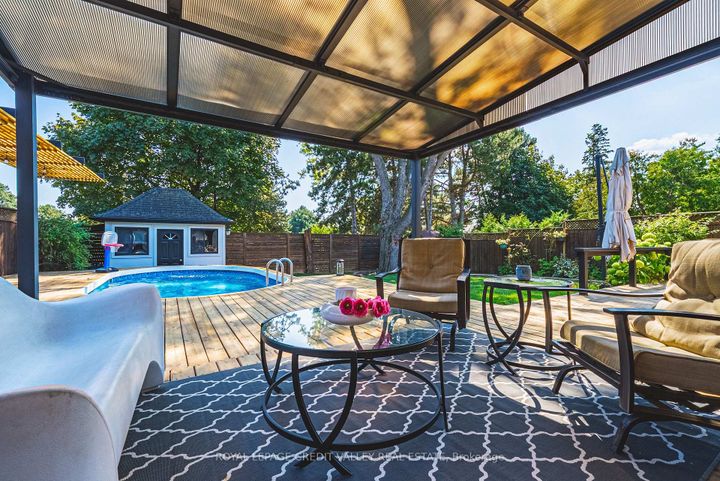 Photo 38 at 618 Santee Gate, Mississauga Valleys, Mississauga