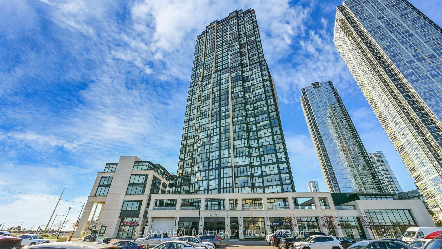 305 - 2900 Highway No. 7, Concord, Vaughan by Loree Meneguzzi Real Estate 305 - 2900 Highway No. 7, Concord, Vaughan