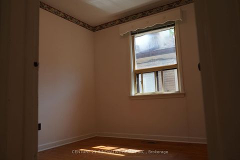 Photo 13 at 3 Holton Road, Woburn, Toronto