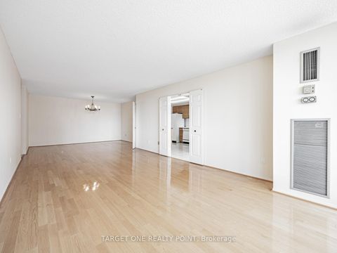 Photo 10 at 1007 - 2350 Bridletowne Circle, L'Amoreaux, Toronto