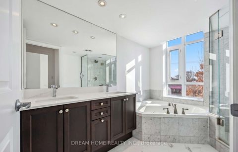 Photo 9 at 934 Mount Pleasant Road, Mount Pleasant West, Toronto