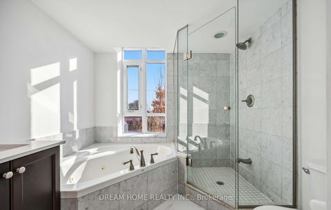 Photo 10 at 934 Mount Pleasant Road, Mount Pleasant West, Toronto