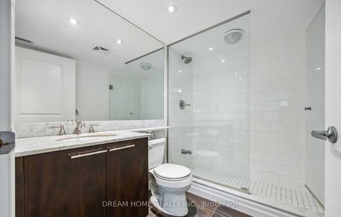 Photo 13 at 934 Mount Pleasant Road, Mount Pleasant West, Toronto