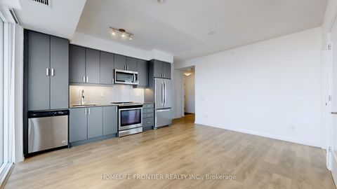 Photo 4 at 3313 - 7895 Jane Street, Concord, Vaughan