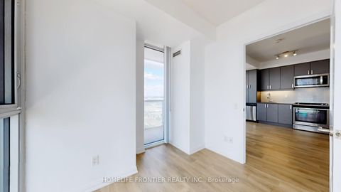 Photo 14 at 3313 - 7895 Jane Street, Concord, Vaughan