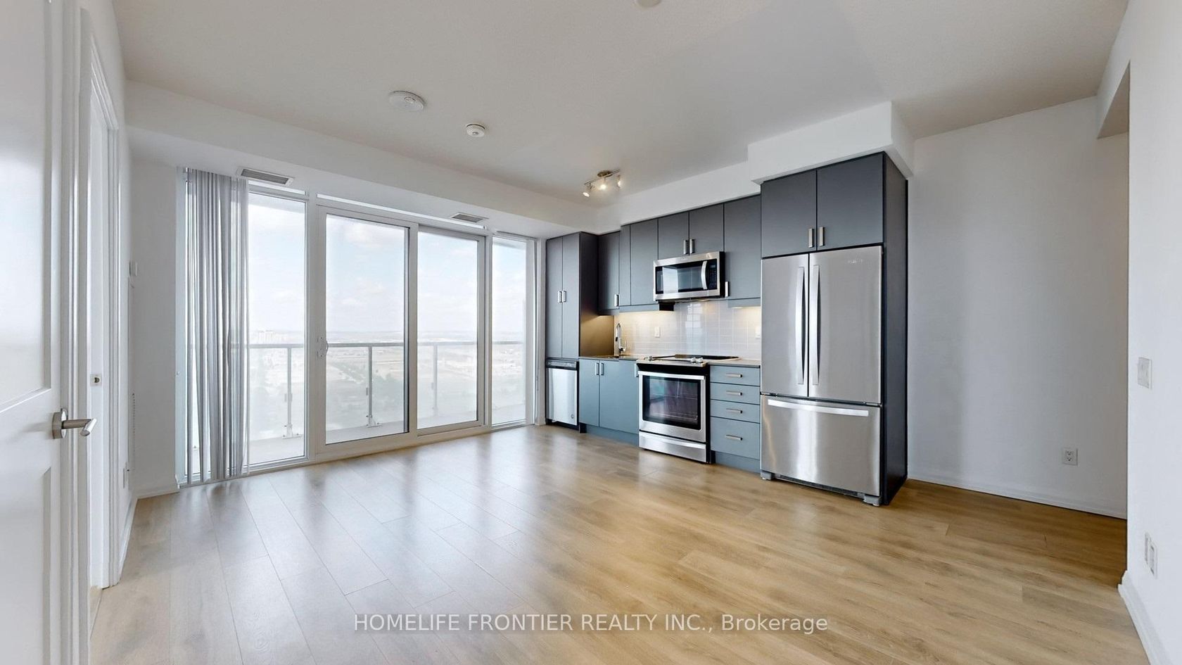 3313 - 7895 Jane Street, Concord, Vaughan 