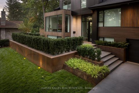 Photo 2 at 30 Edenbrook Hill, Humber Valley, Toronto