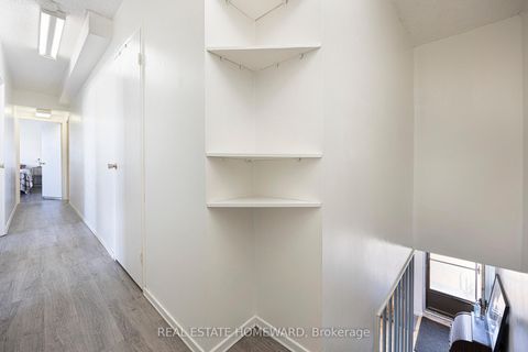 Photo 13 at 511 - 665 Kennedy Road, Kennedy Park, Toronto