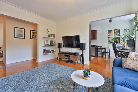 Photo 4 at 5 - 1648 Bathurst Street, Cedarvale, Toronto