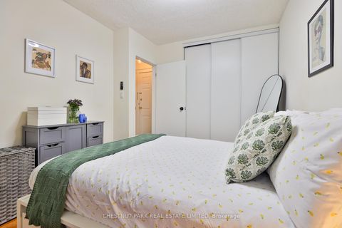 Photo 21 at 5 - 1648 Bathurst Street, Cedarvale, Toronto