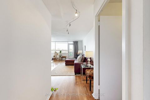 Photo 1 at 605 - 1350 York Mills Road, Donalda, Toronto