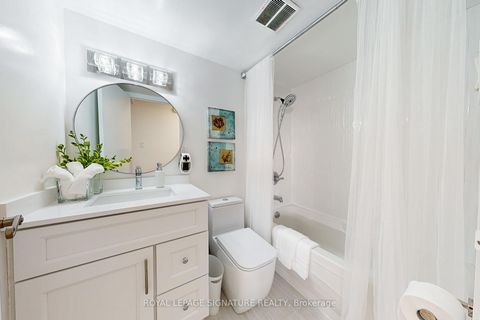 Photo 11 at 605 - 1350 York Mills Road, Donalda, Toronto