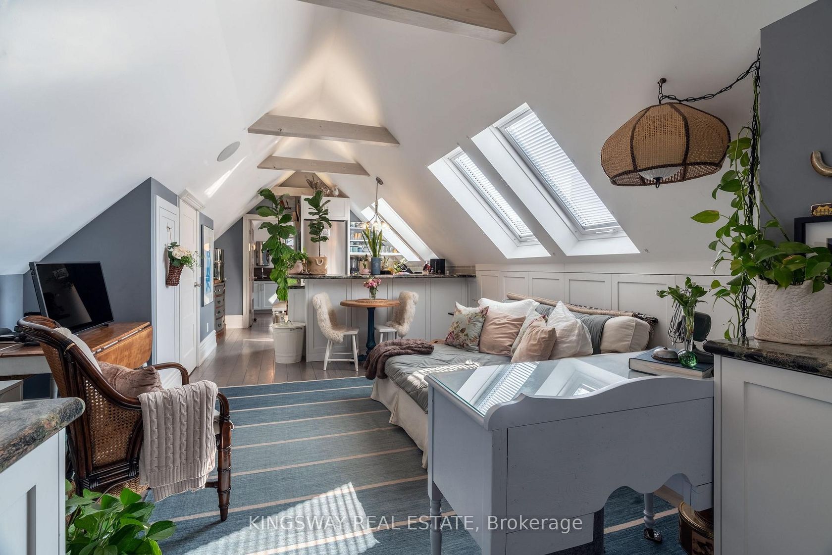 Photo 37 at 166 High Park Avenue, High Park North, Toronto Photo 37 at 166 High Park Avenue, High Park North, Toronto