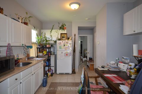 Photo 4 at 75 High Street, City Centre, Barrie