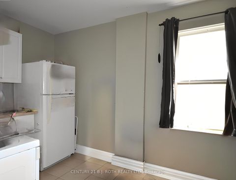 Photo 7 at 75 High Street, City Centre, Barrie