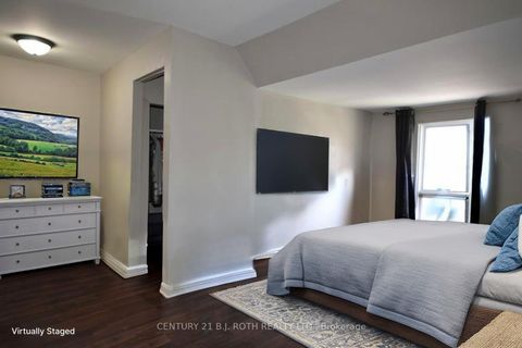 Photo 15 at 75 High Street, City Centre, Barrie