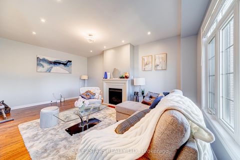 Photo 5 at 31 Roy Harper Avenue, Rural Aurora, Aurora Photo 5 at 31 Roy Harper Avenue, Rural Aurora, Aurora