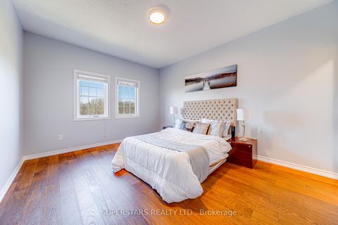 Photo 23 at 31 Roy Harper Avenue, Rural Aurora, Aurora Photo 23 at 31 Roy Harper Avenue, Rural Aurora, Aurora