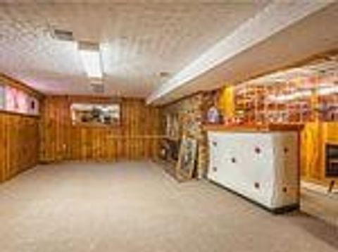 Photo 14 at 33 Farmcrest Drive, Sullivan, Toronto