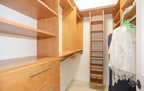 Photo 18 at 808 - 1 Clark Avenue W, Yorkhill, Vaughan