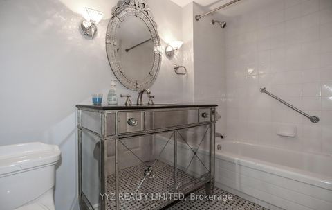 Photo 24 at 808 - 1 Clark Avenue W, Yorkhill, Vaughan
