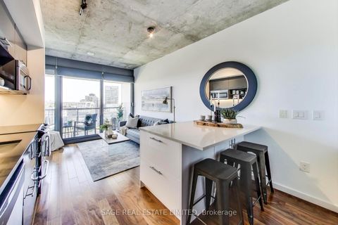 Photo 5 at 1124 - 32 Trolley Crescent, Moss Park, Toronto