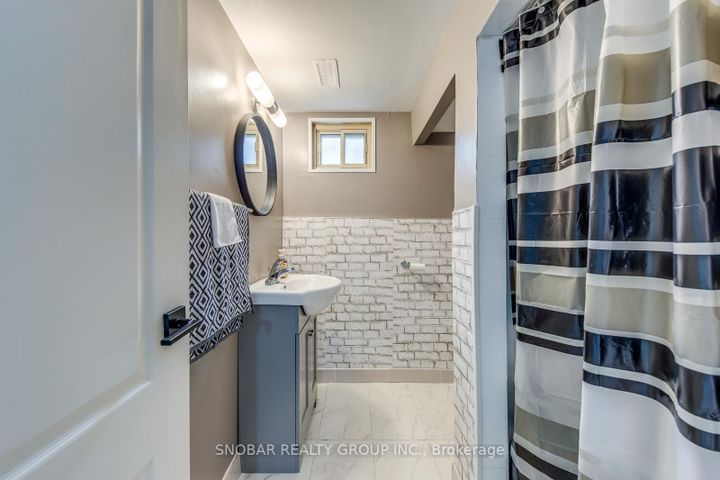 Photo 21 at 44 Arkley Crescent, Richview, Toronto
