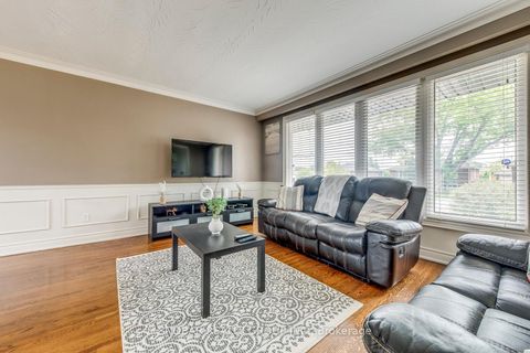 Photo 4 at 44 Arkley Crescent, Richview, Toronto