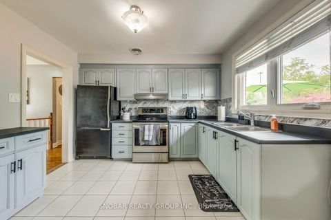 Photo 9 at 44 Arkley Crescent, Richview, Toronto