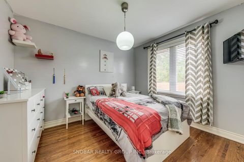 Photo 12 at 44 Arkley Crescent, Richview, Toronto