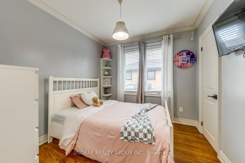 Photo 13 at 44 Arkley Crescent, Richview, Toronto