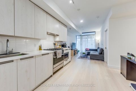 Photo 3 at 604 - 160 Kingsway Crescent, Kingsway South, Toronto