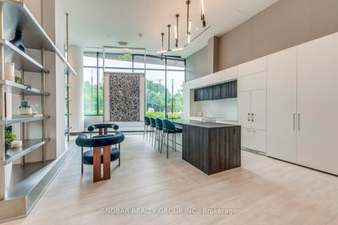 Photo 16 at 604 - 160 Kingsway Crescent, Kingsway South, Toronto