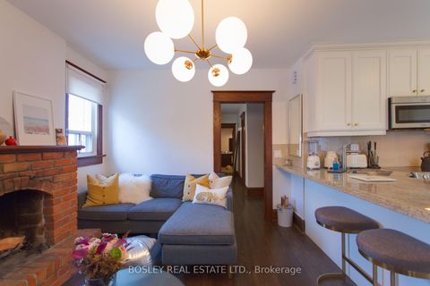 Photo 3 at 357 Roehampton Avenue, Mount Pleasant East, Toronto