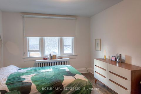 Photo 7 at 357 Roehampton Avenue, Mount Pleasant East, Toronto