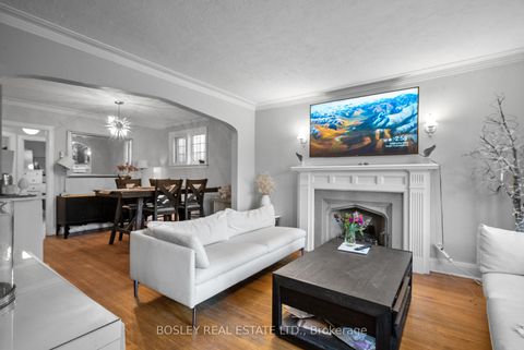 Photo 3 at 355 Roehampton Avenue, Mount Pleasant East, Toronto