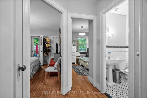 Photo 7 at 355 Roehampton Avenue, Mount Pleasant East, Toronto