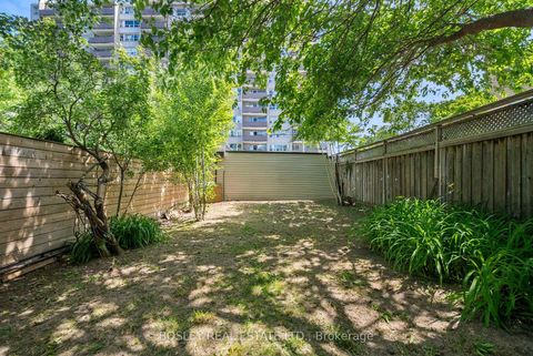 Photo 14 at 355 Roehampton Avenue, Mount Pleasant East, Toronto