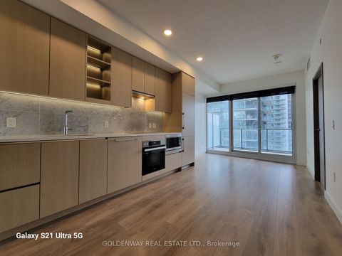 Photo 2 at 1608 - 95 McMahon Drive, Bayview Village, Toronto