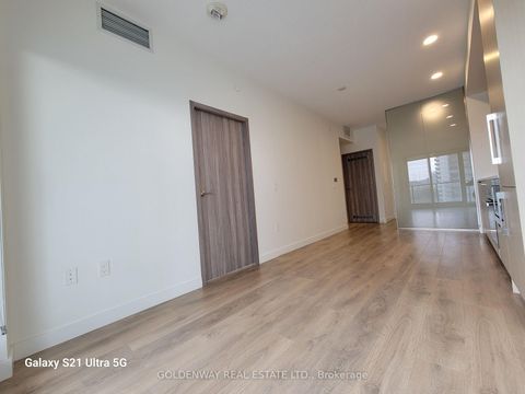 Photo 4 at 1608 - 95 McMahon Drive, Bayview Village, Toronto
