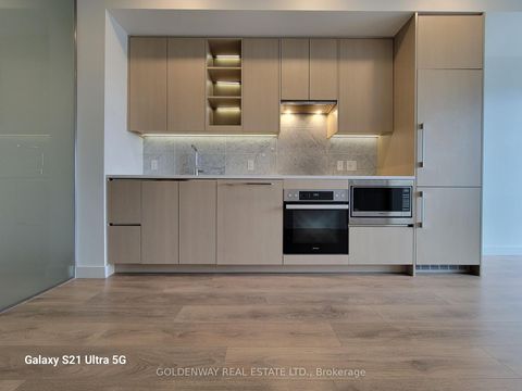 Photo 6 at 1608 - 95 McMahon Drive, Bayview Village, Toronto