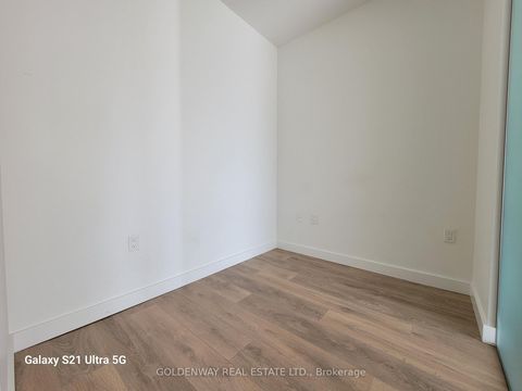 Photo 8 at 1608 - 95 McMahon Drive, Bayview Village, Toronto