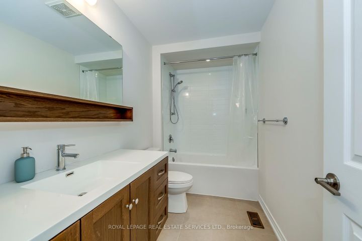 Photo 30 at 383 Grantham Common, JM Joshua Meadows, Oakville