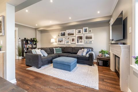 Photo 9 at 372 William Dunn Crescent, Summerhill Estates, Newmarket
