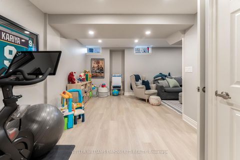 Photo 20 at 372 William Dunn Crescent, Summerhill Estates, Newmarket