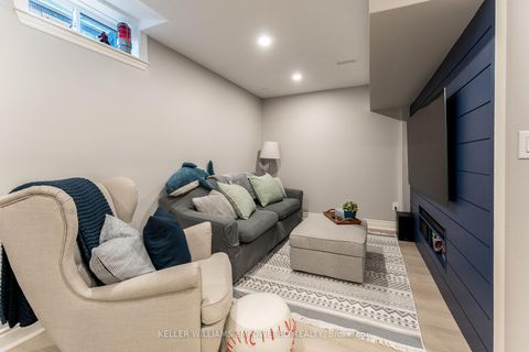Photo 22 at 372 William Dunn Crescent, Summerhill Estates, Newmarket