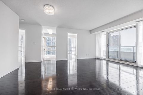 Photo 2 at 808 - 51 Lower Simcoe Street, Waterfront Communities C1, Toronto