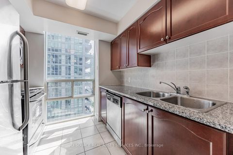 Photo 4 at 808 - 51 Lower Simcoe Street, Waterfront Communities C1, Toronto