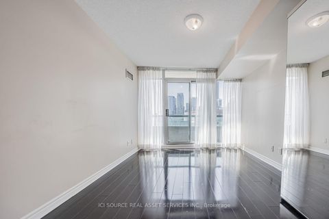 Photo 9 at 808 - 51 Lower Simcoe Street, Waterfront Communities C1, Toronto