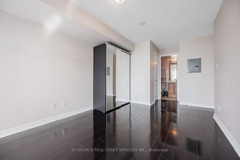 Photo 10 at 808 - 51 Lower Simcoe Street, Waterfront Communities C1, Toronto